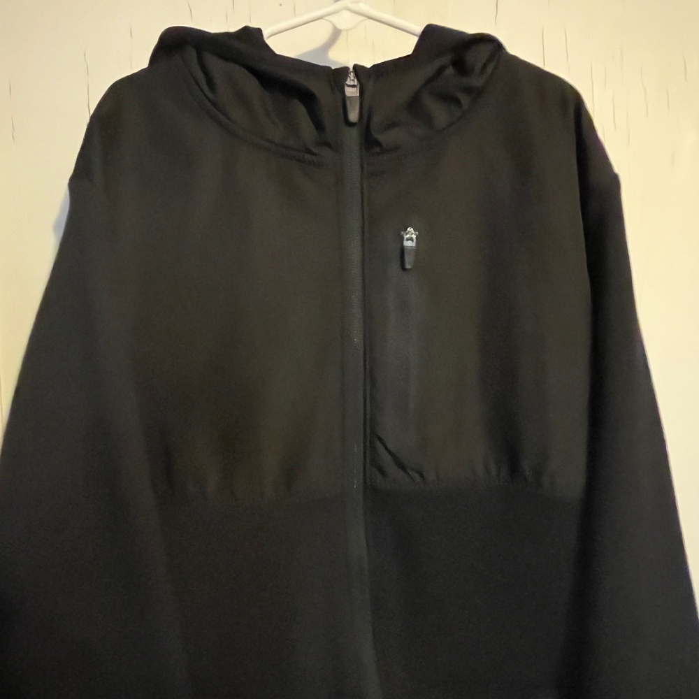 Old navy Boys size 14-16 black jacket with hood